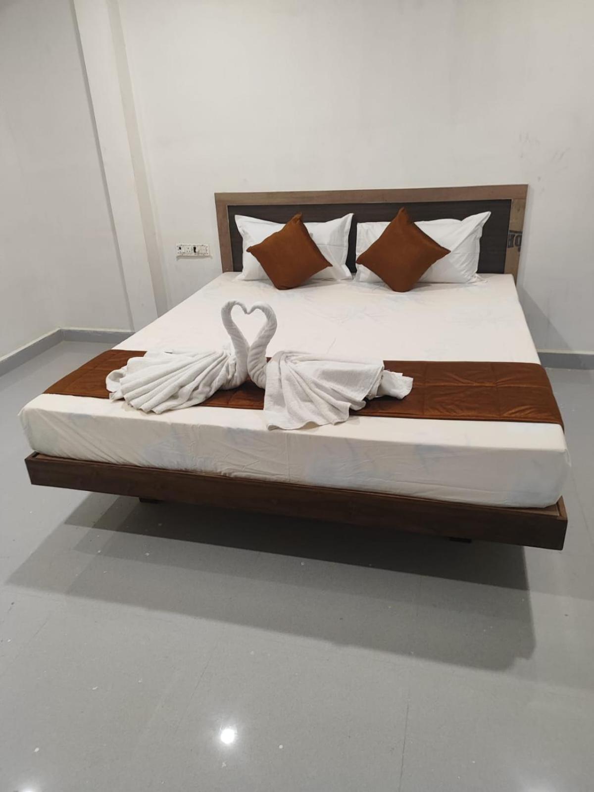 Sea View Beach House Pondicherry Bagian luar foto